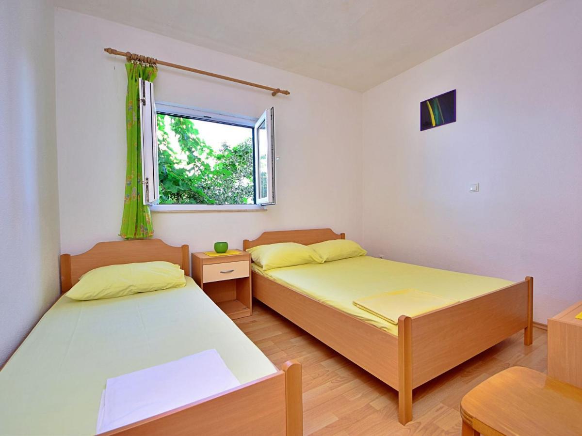 Holiday Home Tina - Hvr501 By Interhome Gdinj Exterior photo